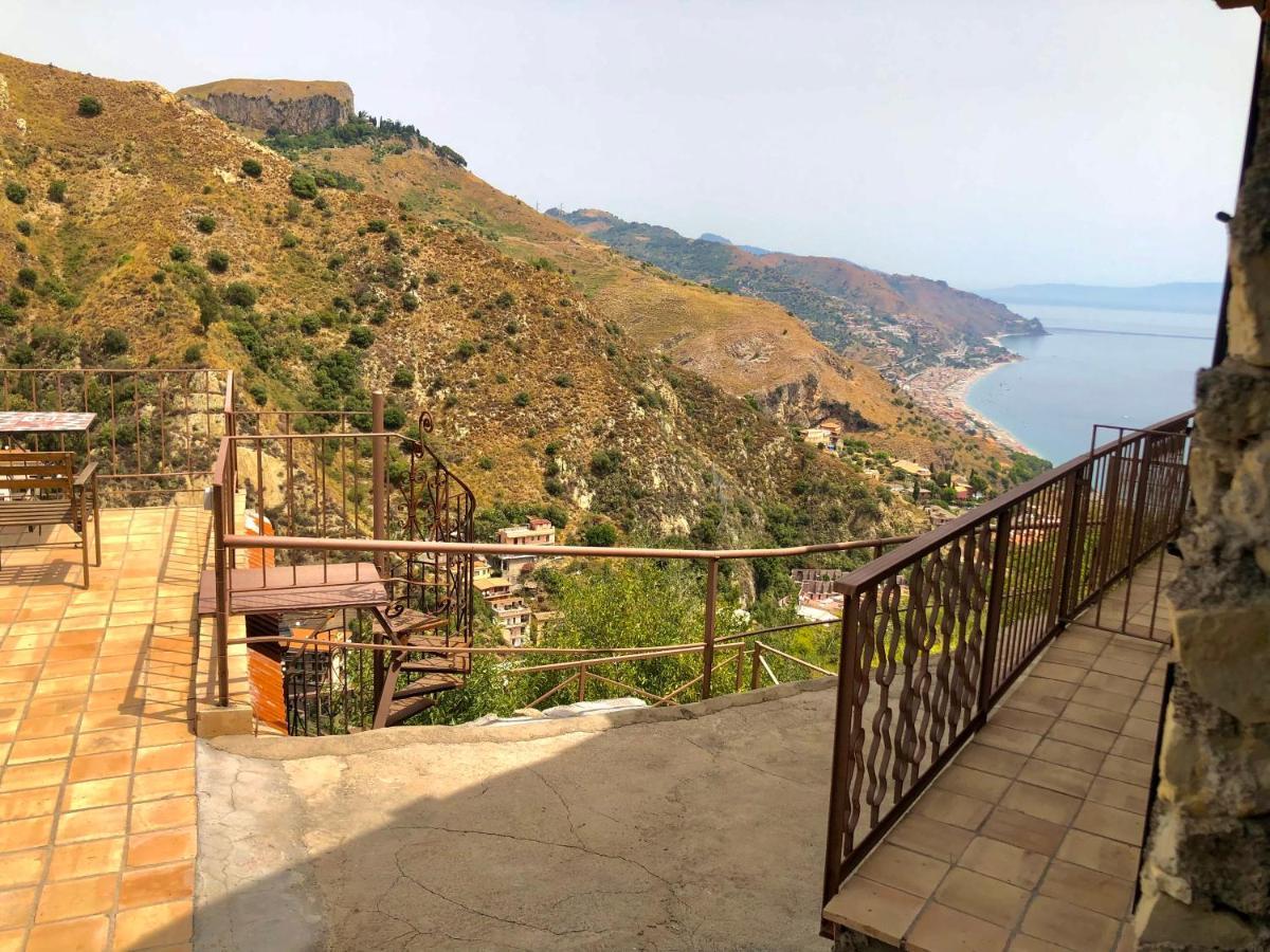 Double Room with Balcony and Sea View
