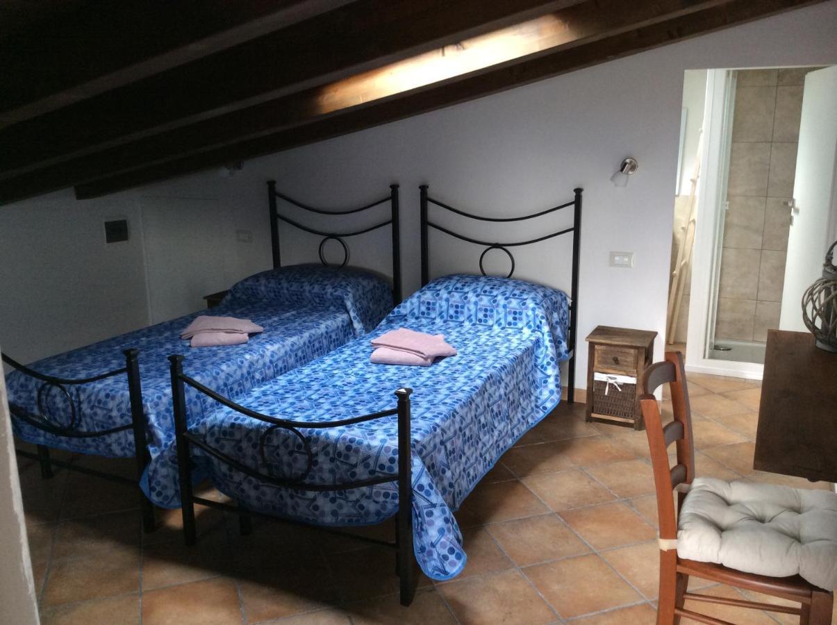 Double or Twin Room with Bathroom