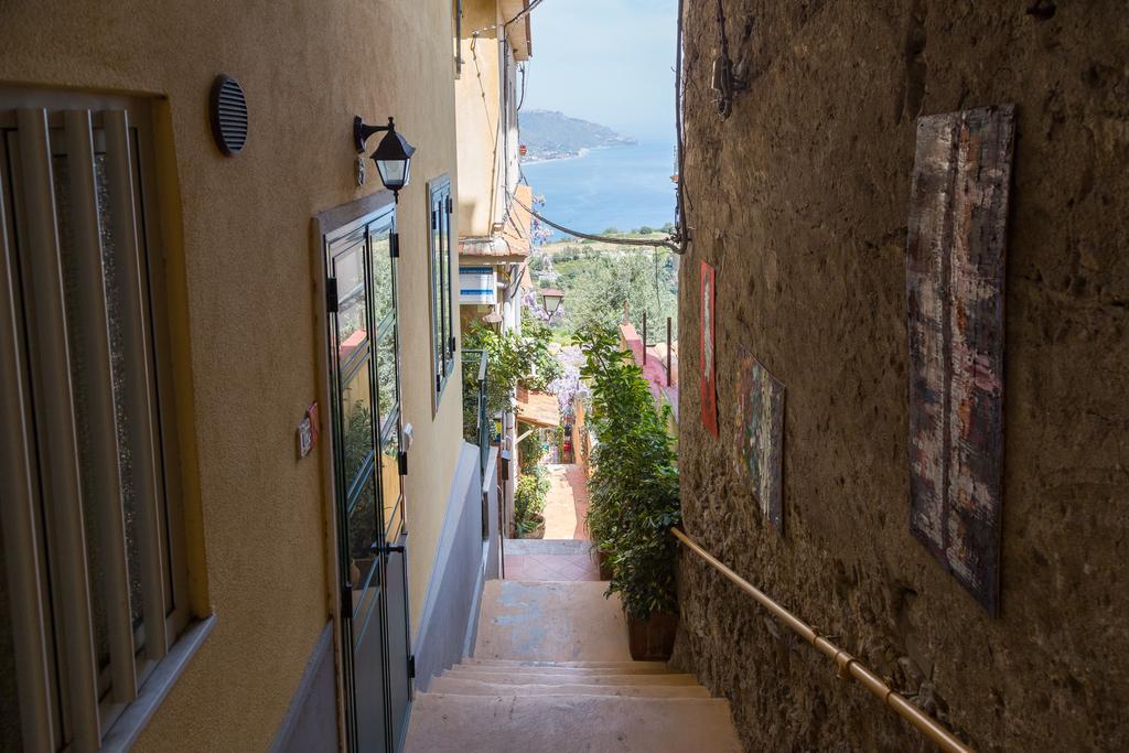 Double Room Mountain View