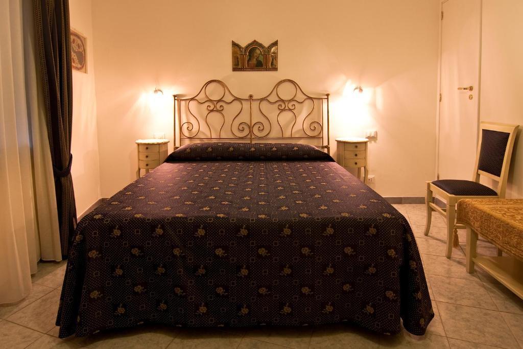 Comfort Double or Twin Room with Sea View