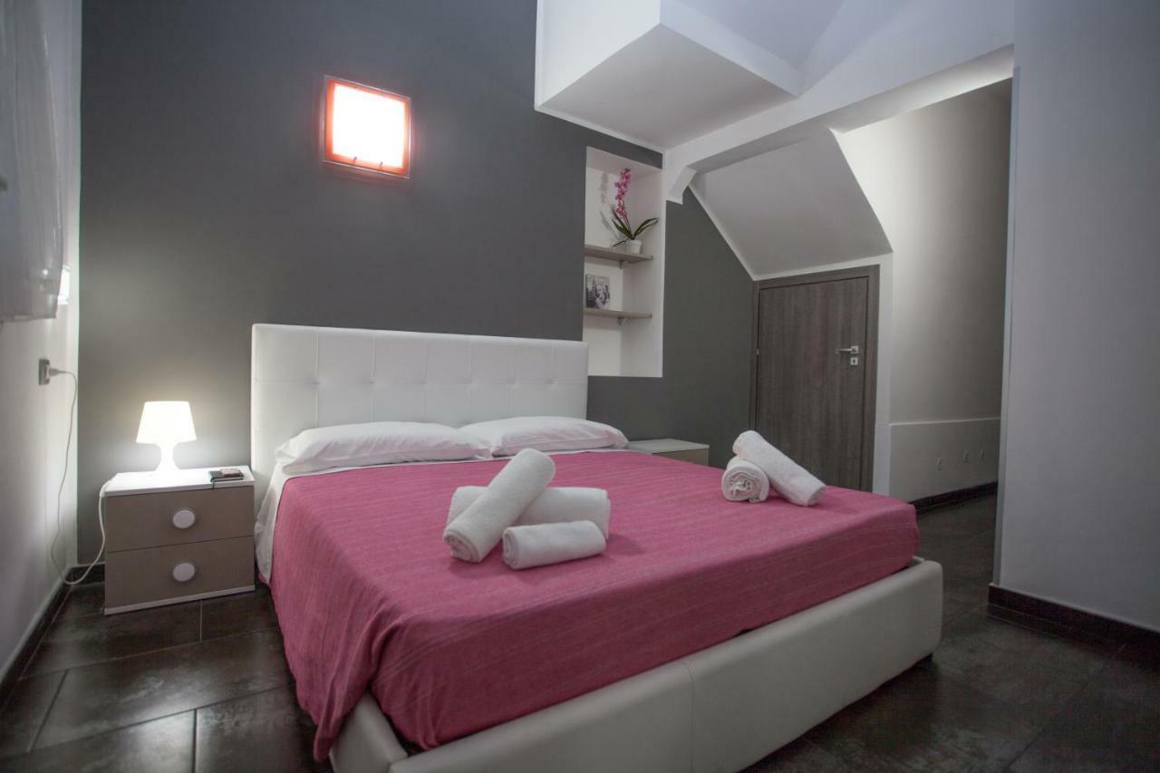 Standard Double Room,850787285:JPEG