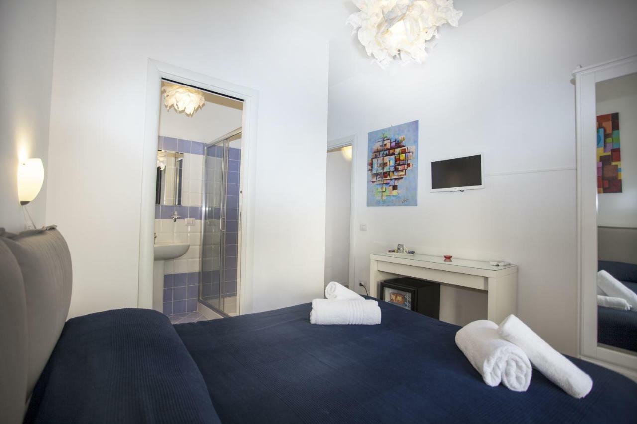 Double Room,854097575:JPEG