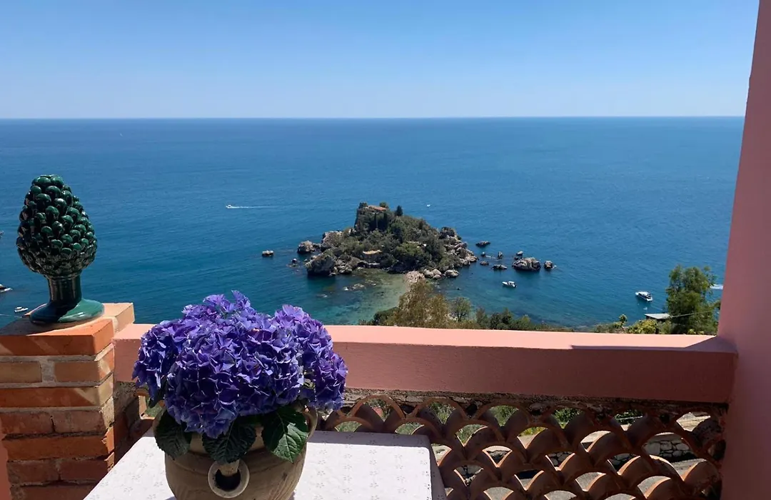 La Bergerie Isolabella Sea View B & B-1