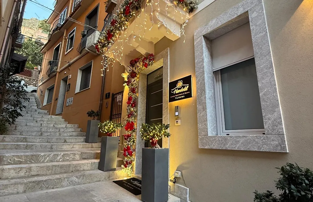 Humboldt Luxury Rooms Taormina-1