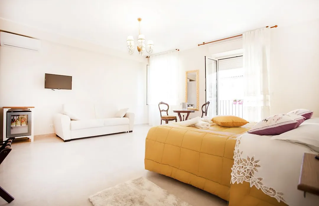 B&B Veronicas-1
