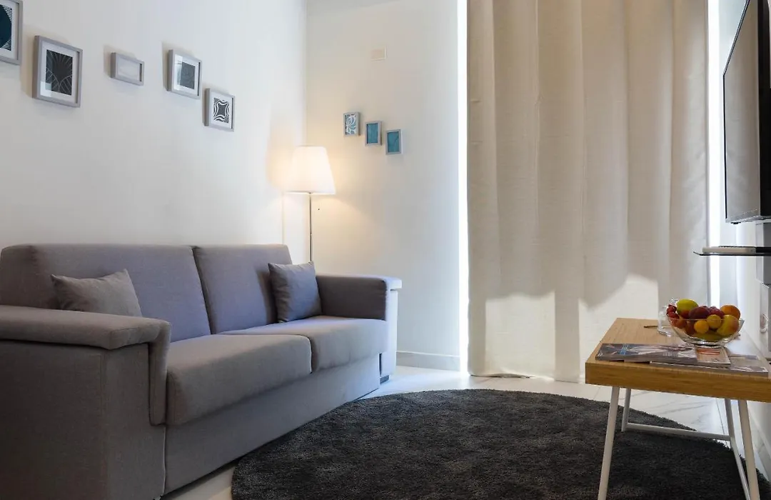 Luxury Suite Corso Umberto-1
