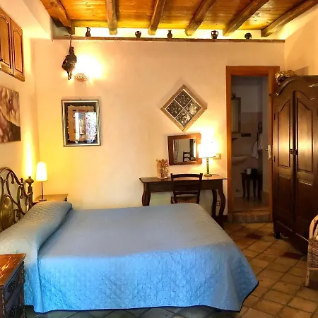 Villa Almoezia Charming B&B-2