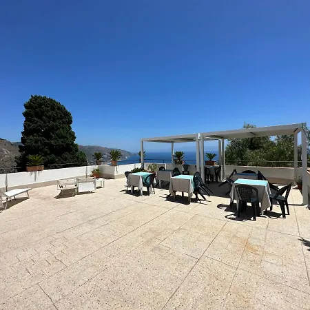 Mira Taormina Rooms-2